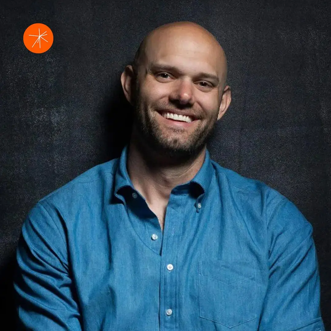 Bestselling Author James Clear Tells Simon the Secrets to Changing Your Habits